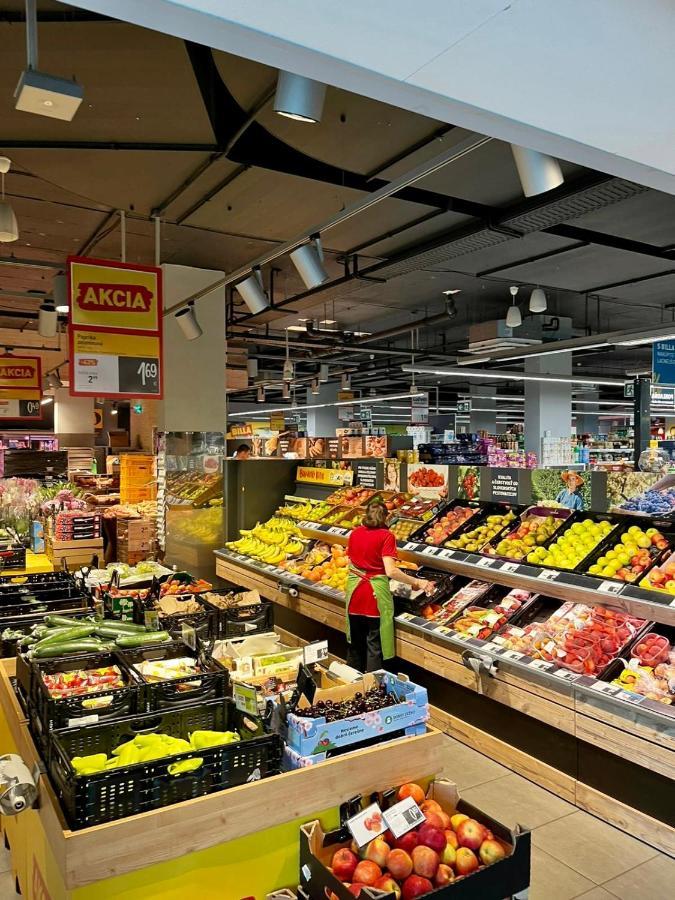 De Luxe 4 May Plaza 브라티슬라바 외부 사진